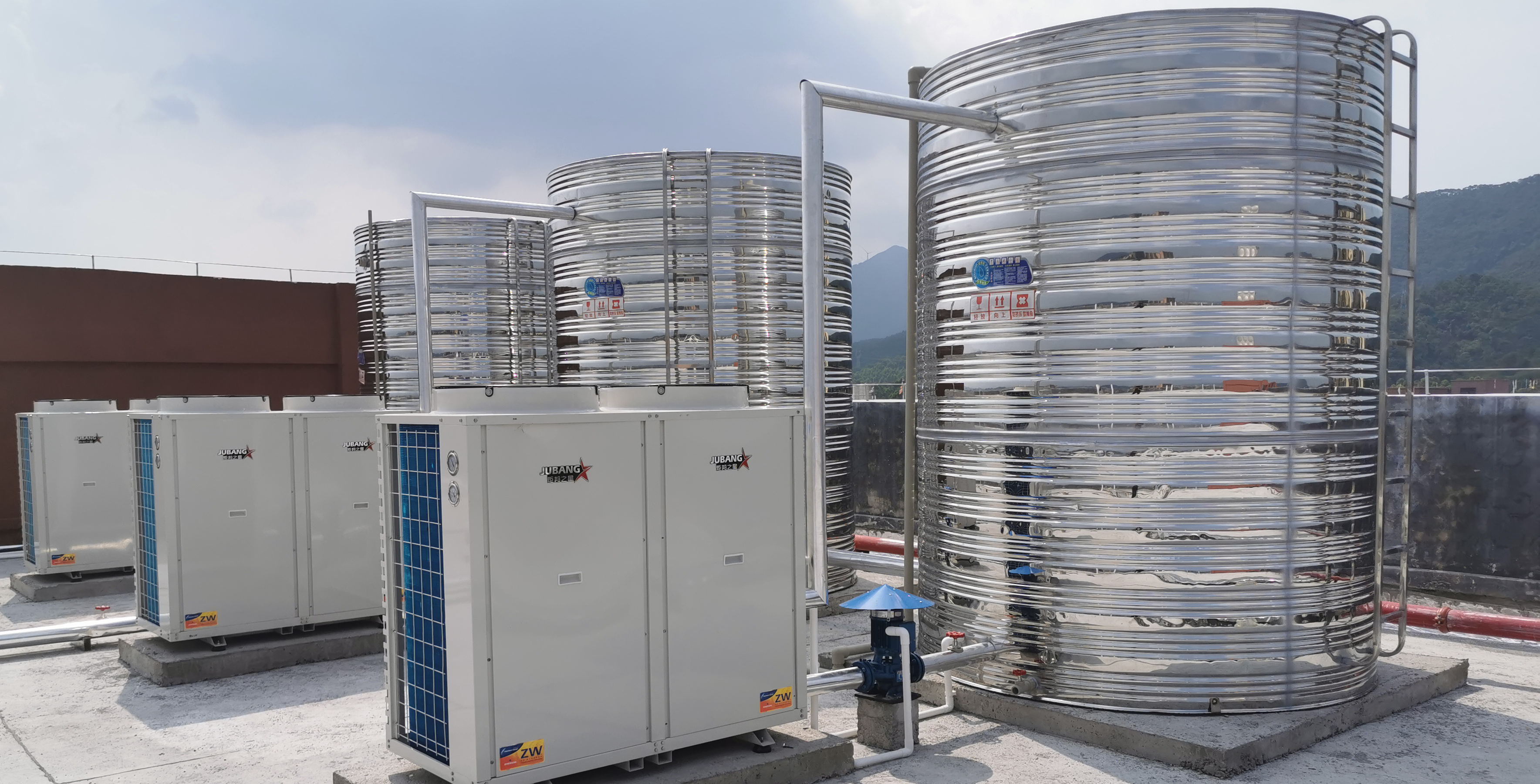 藍(lán)冠機電熱水工程與其它熱水工程對比