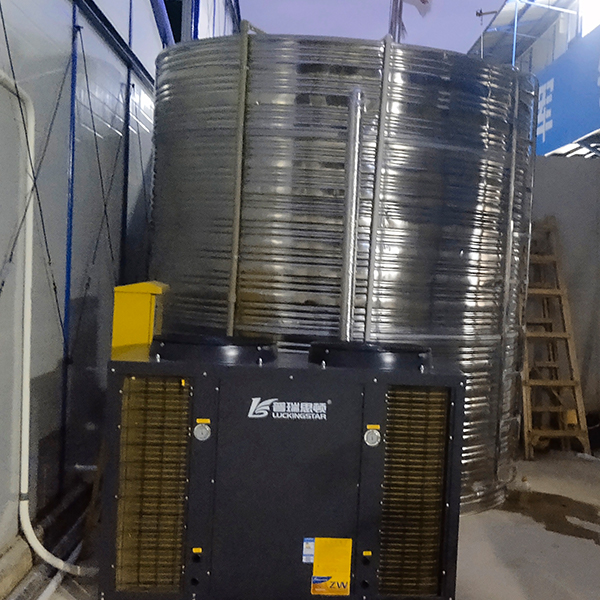 廣東強雄建設15噸工地熱水工程