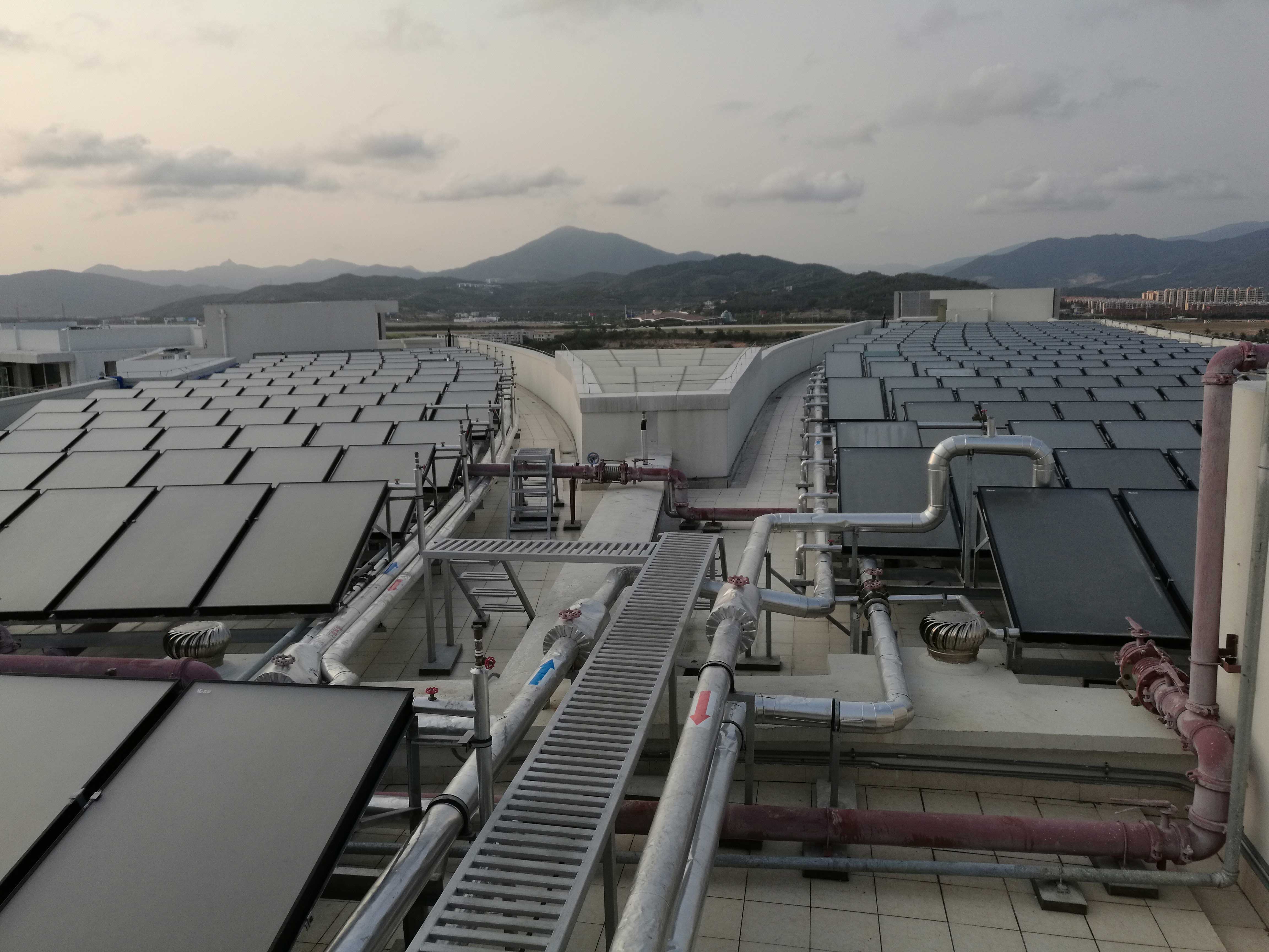 工廠空氣能熱水工程