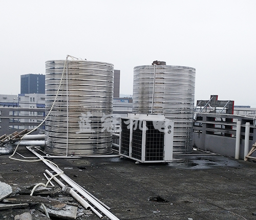 珠海市南屏藍山假日酒店空氣能熱水工程 珠海市南屏藍山假日酒店空氣能熱水工程