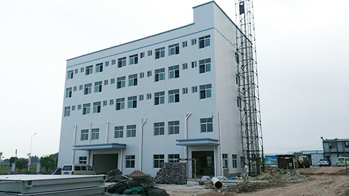 清遠海大飼料安裝空氣能熱水工程員工宿舍樓