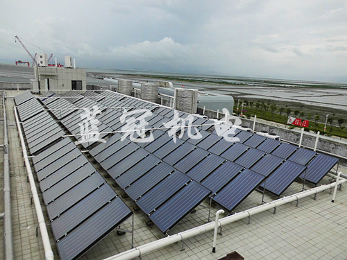 三一重工太陽(yáng)能熱水工程部分—藍(lán)冠機(jī)電所作沿海地區(qū)熱水工程
