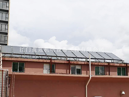 珠海市漢庭酒店10噸水酒店熱水工程——太陽能熱水工程