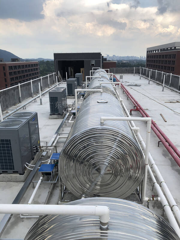 華商學(xué)院熱水工程